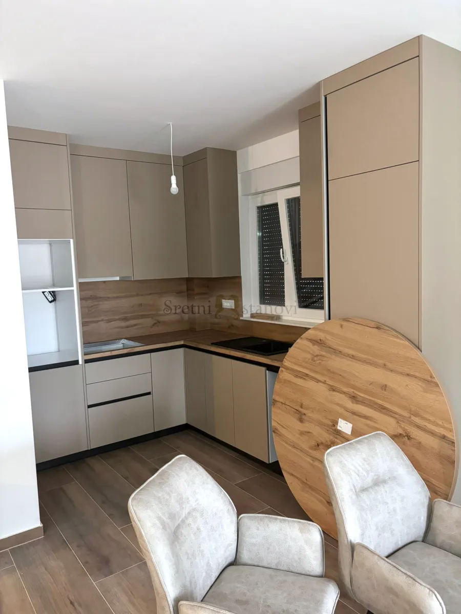 stan vodice, prilika, novonamješteno, 2s+db, okućnica, parking - slika 6