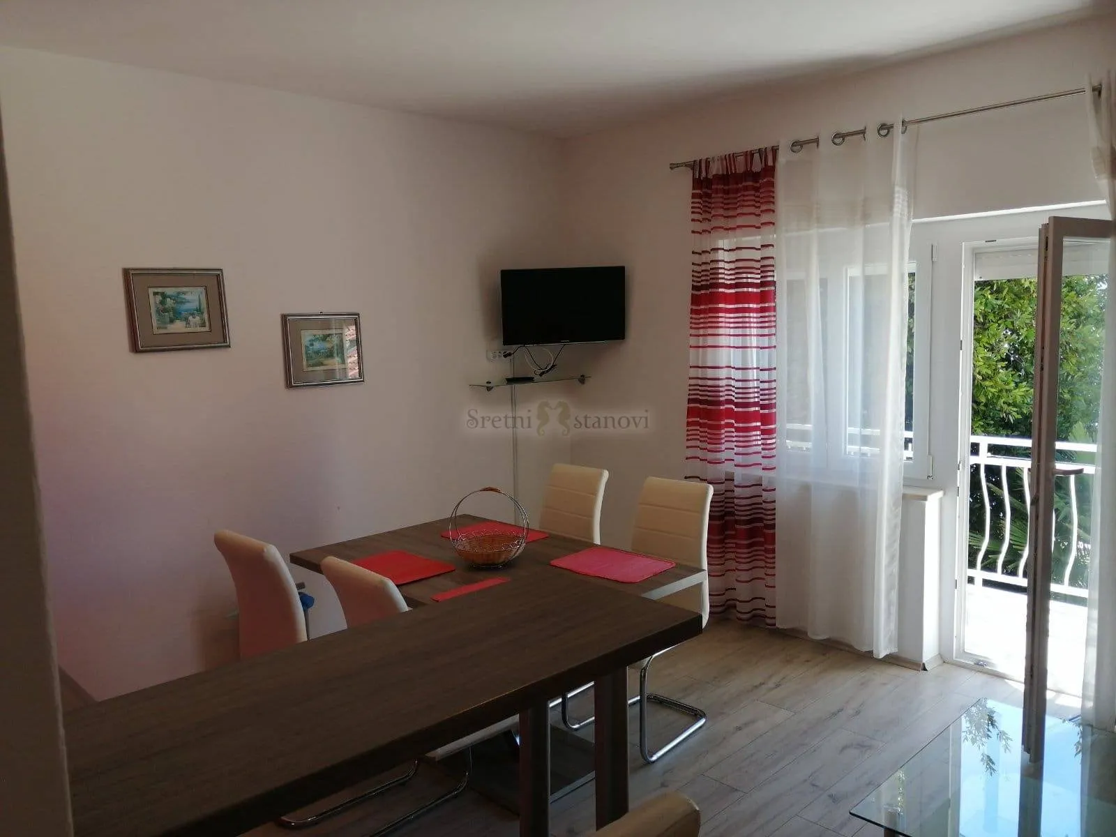 dramalj, 60 m2, 2s+db, 1. red do mora, kratkoročno - slika 1