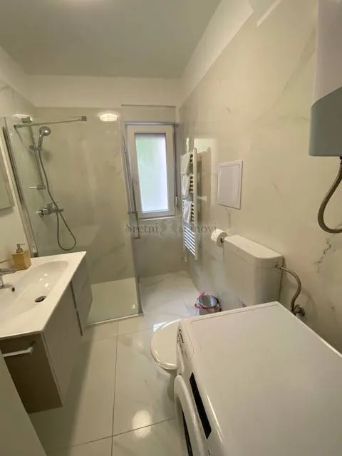 najam, opatija,68 m2, 2s+db, s balkonom i garažom - slika 7