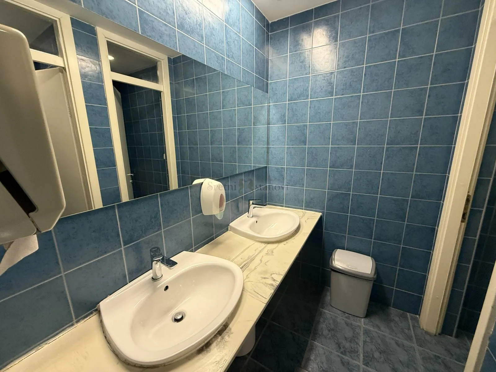 iznajmljuje se uredski prostor- 31,00 m2- trnje - slika 6