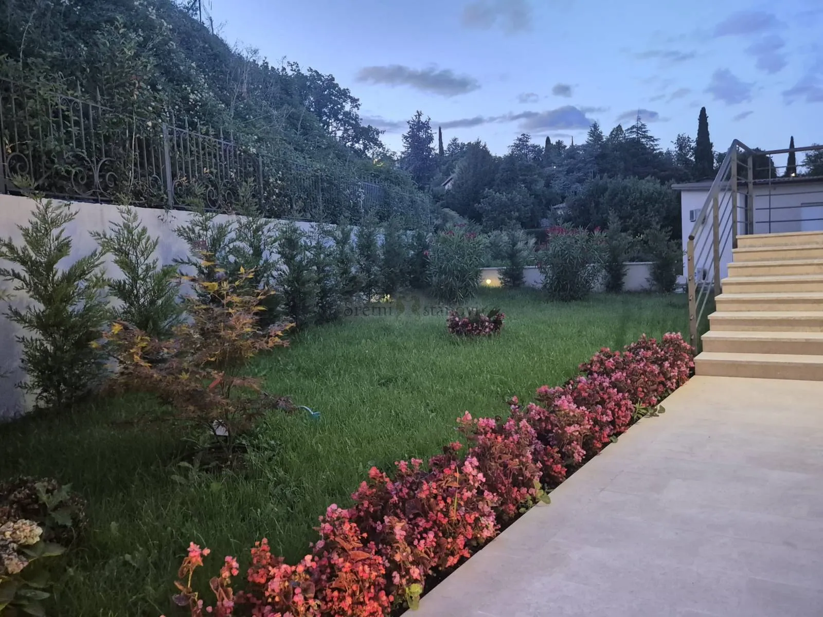 rivijera opatija, novogradnja, villa sa 2 stana, bazen, pogled - slika 12