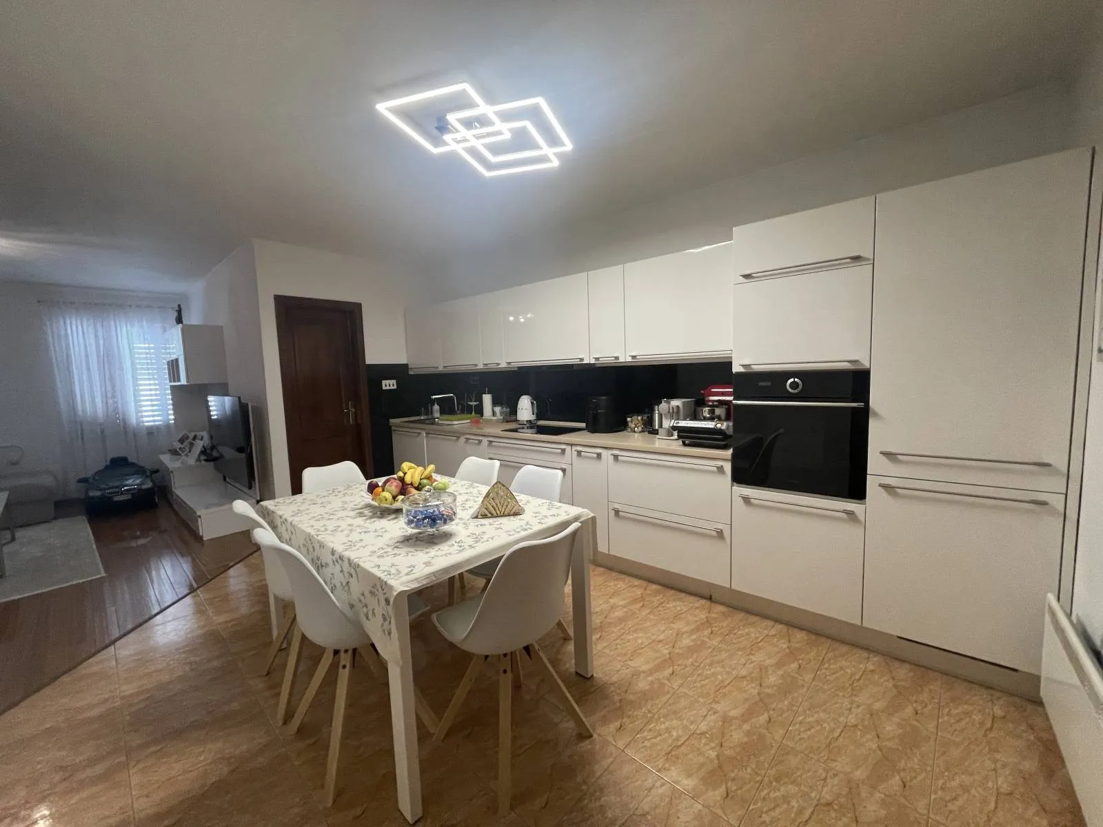 rovinj, strogi centar, kuća s 4 stana, blizina mora - slika 14