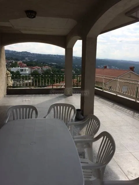 opatija,pobri, tri stana i poslovnim prostoro,850 m2 - slika 3