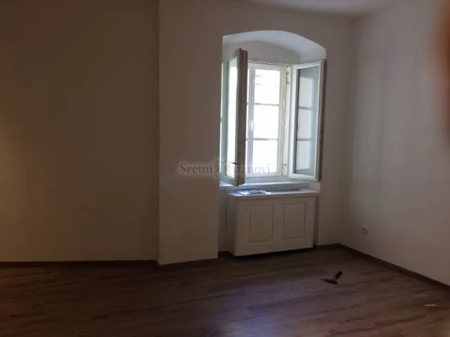 centar, 115 m2, 3s , za stan ili ured - slika 9