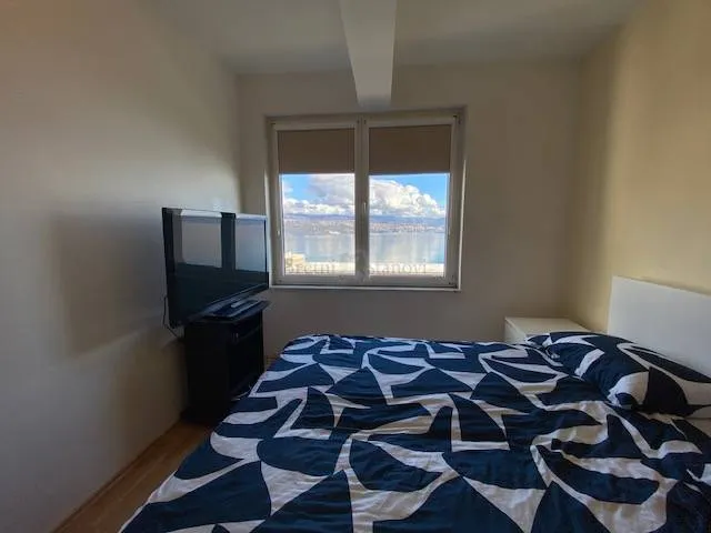 opatija, najam, 68 m2, 1s+db, s terasom - slika 4