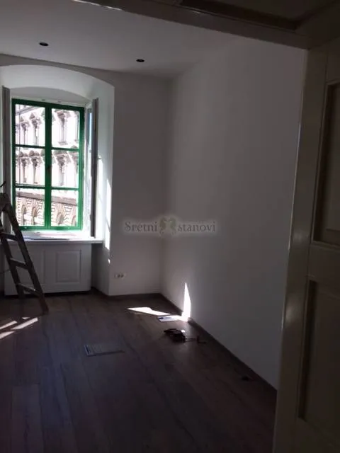 centar, 115 m2, 3s , za stan ili ured - slika 10
