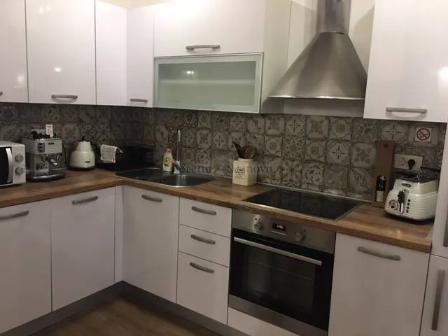 centar, 75 m2, 2s+db, prekrasan novouređeni stan - slika 4