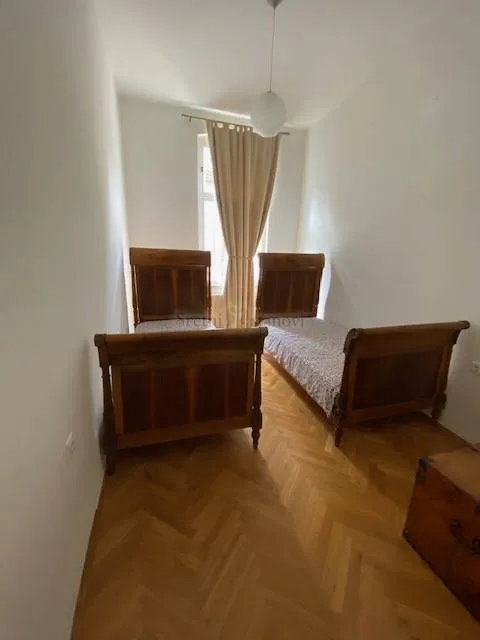 centar, gospodski stan, 3s+db, 140 m2 - slika 20