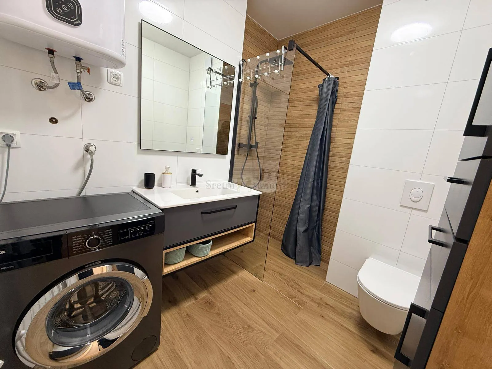 apartman novalja, 2s+db, 2. kat, bazen, top lokacija - slika 13