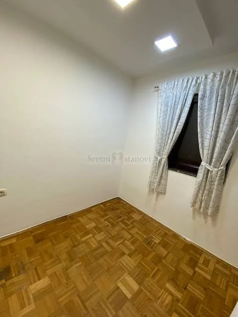 pobri, izvrstan poslovni prostor s terasom, 40 m2 - slika 3