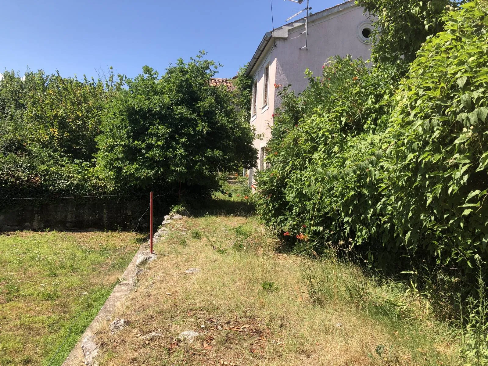 pobri, starina na parceli od 700m2 pogled na more - slika 2