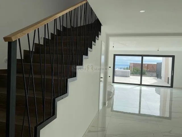 kuća, pobri,171 m2, bazen, tri parkirna mjesta - slika 7