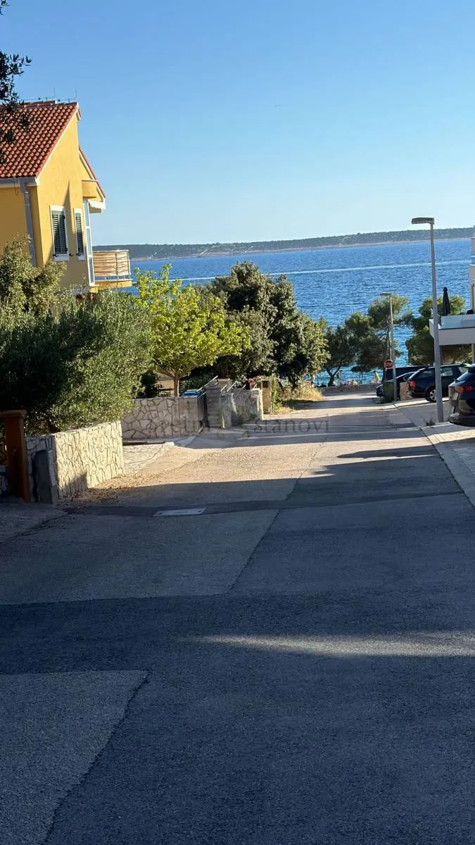 mandre, otok pag, 2s+db, velika terasa, 50 m od mora - slika 11
