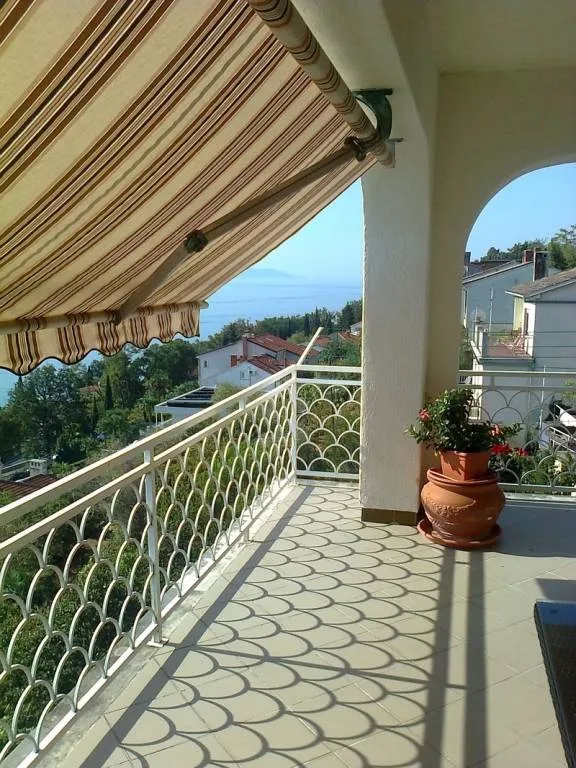 opatija,140 m2,3s+db,cijelogodišnji najam - slika 3