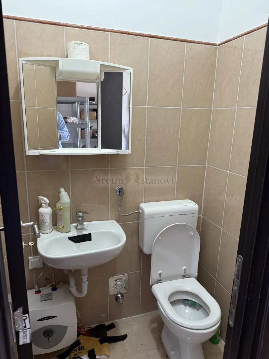 stambeno-poslovna zgrada- dubrava (307 m2) - slika 6
