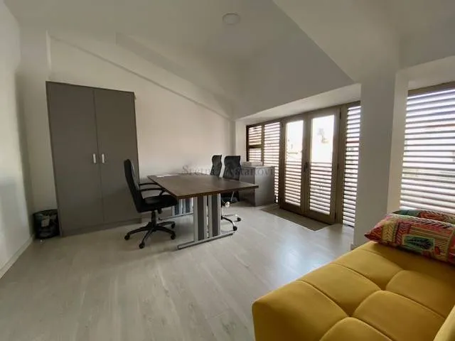 najam, centar, 22 m2, s toaletom - slika 7