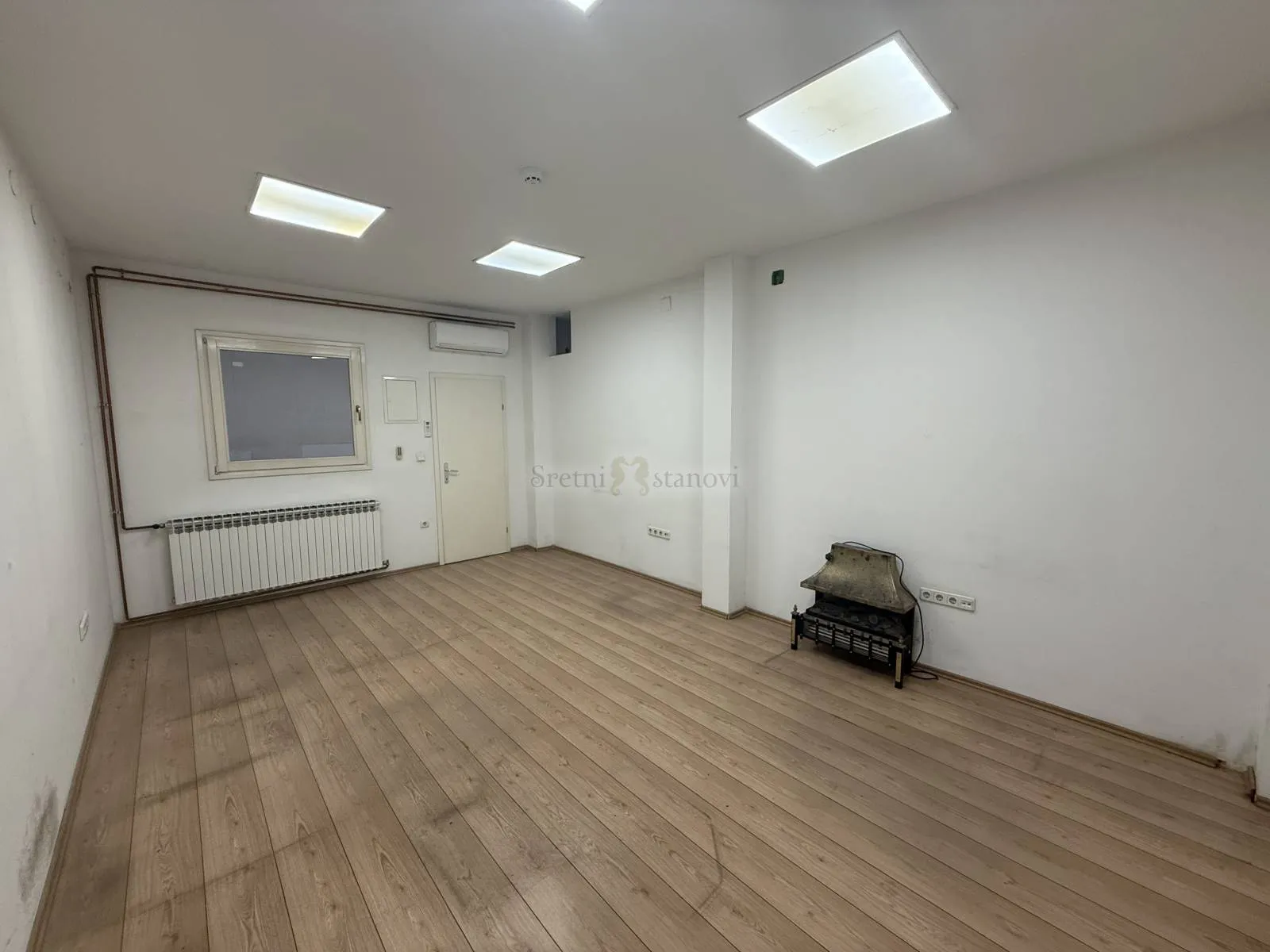iznajmljuje se skladište – 1.700 m² – trnje - slika 12