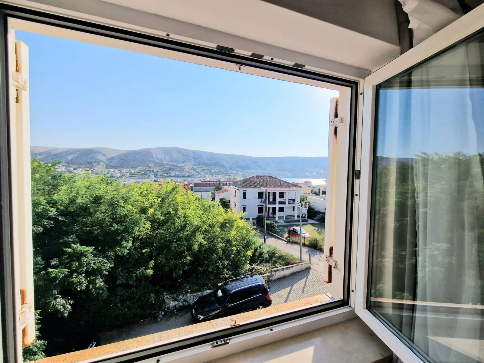 pag- dva apartmana, pogled na more, vrt - slika 10
