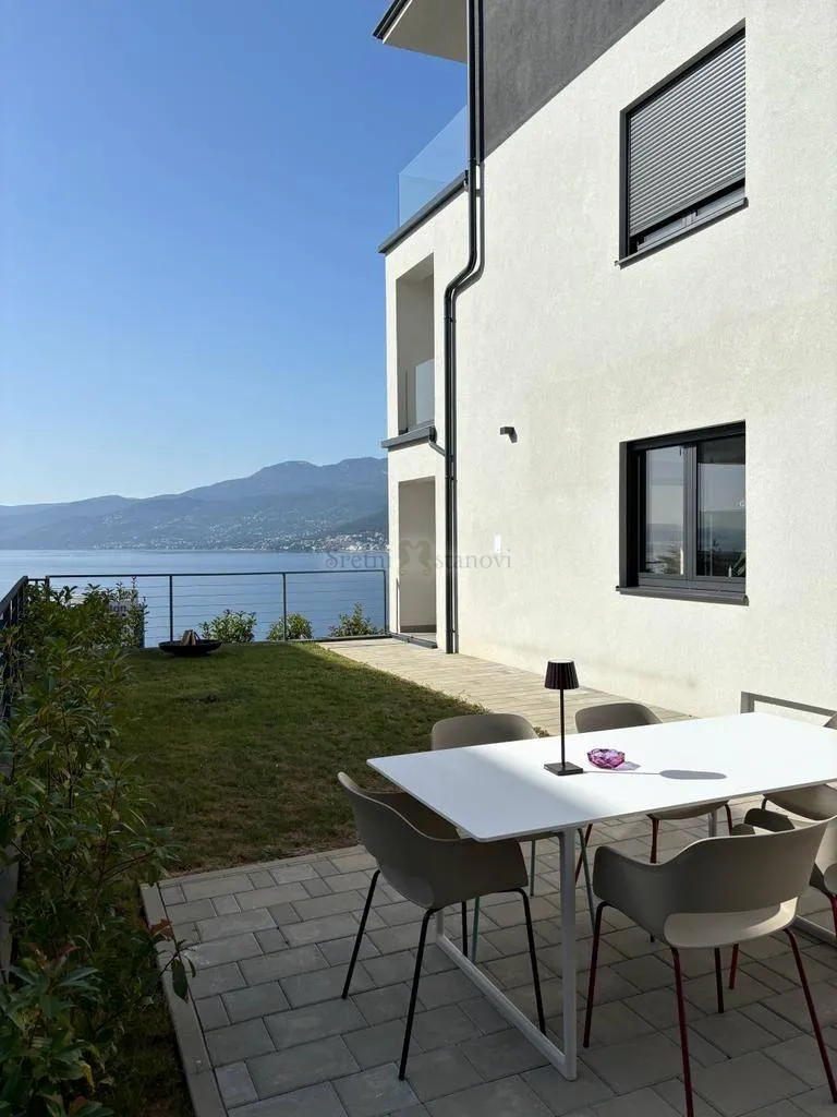 costabella, 2s+db, 85 m2+ vrt 60 m2, moderan stan s pogledom - slika 6