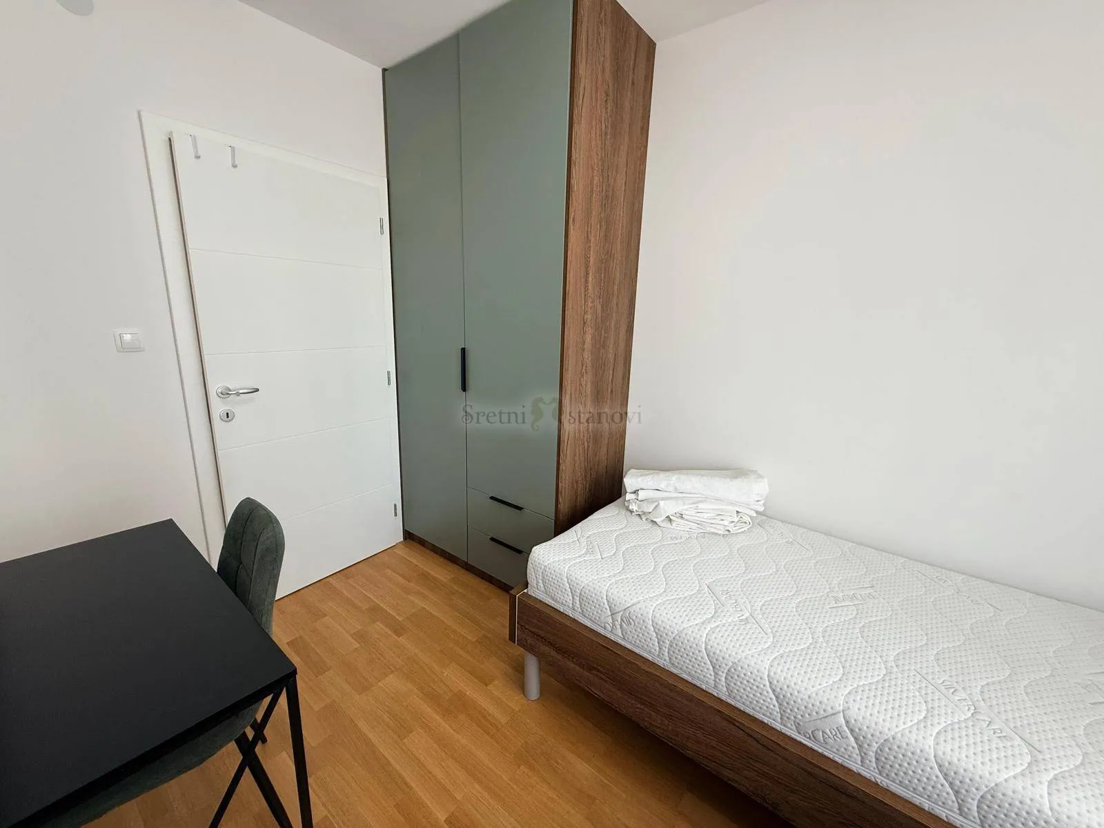 apartman novalja, 2s+db, 1. kat, bazen, top lokacija - slika 17