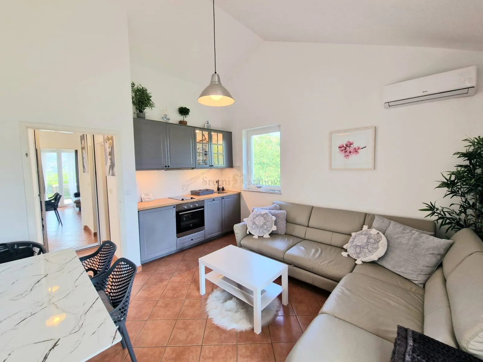 pag- dva apartmana, pogled na more, vrt - slika 5