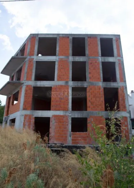 kuća čiovo, arbanija 360 m2 - slika 11