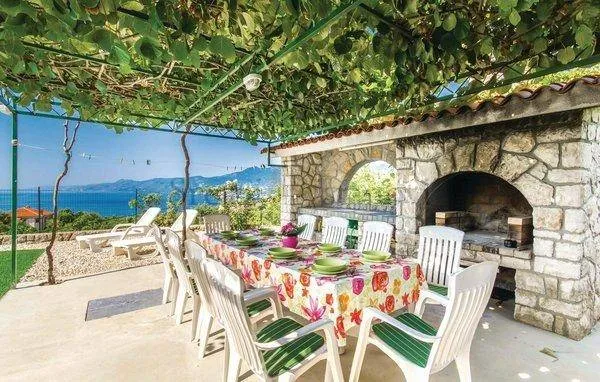 martinkovac, dvoetažni stan u kući s bazenom, 200 m2 - slika 14