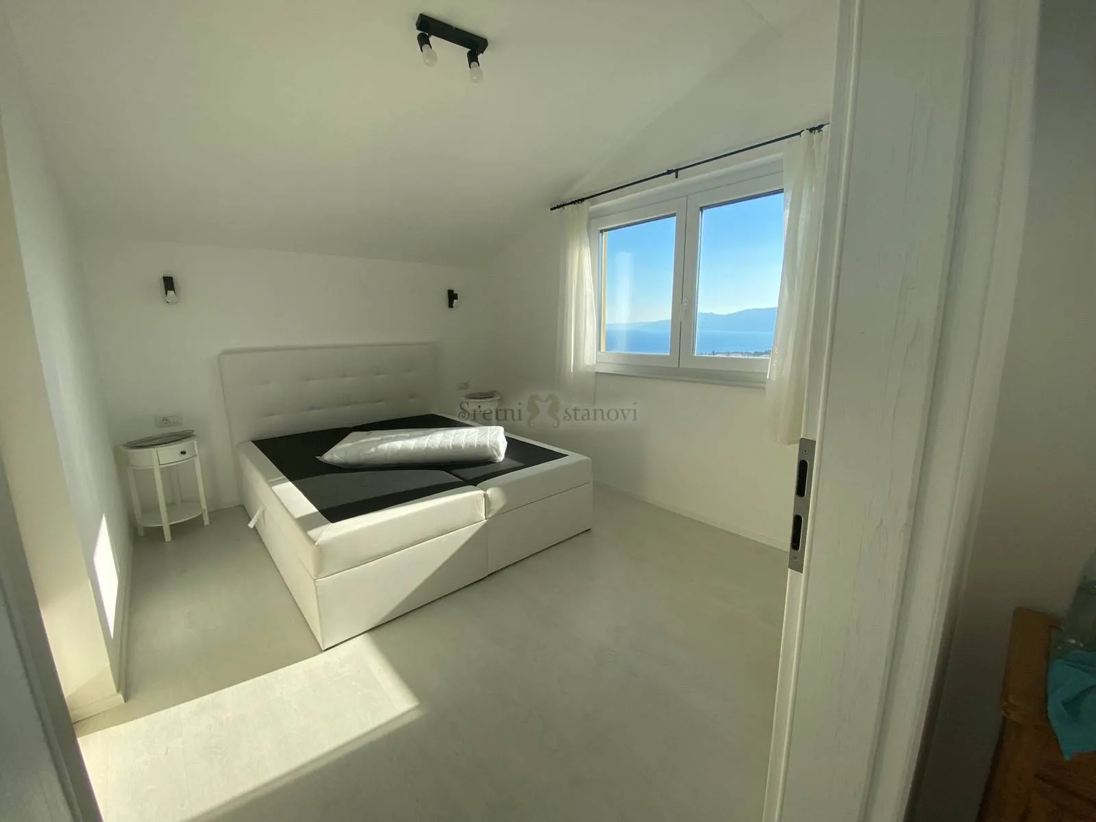marinići, 134 m2, 3s+b, dvoetažni stan s parkingom - slika 9