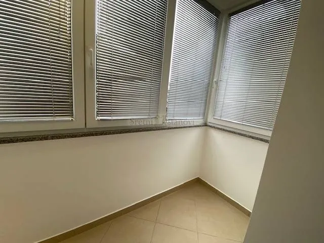 pobri, izvrstan poslovni prostor s terasom, 40 m2 - slika 2