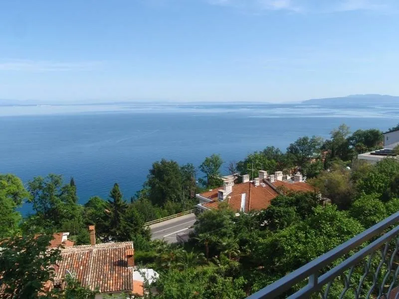 opatija,140 m2,3s+db,cijelogodišnji najam - slika 2