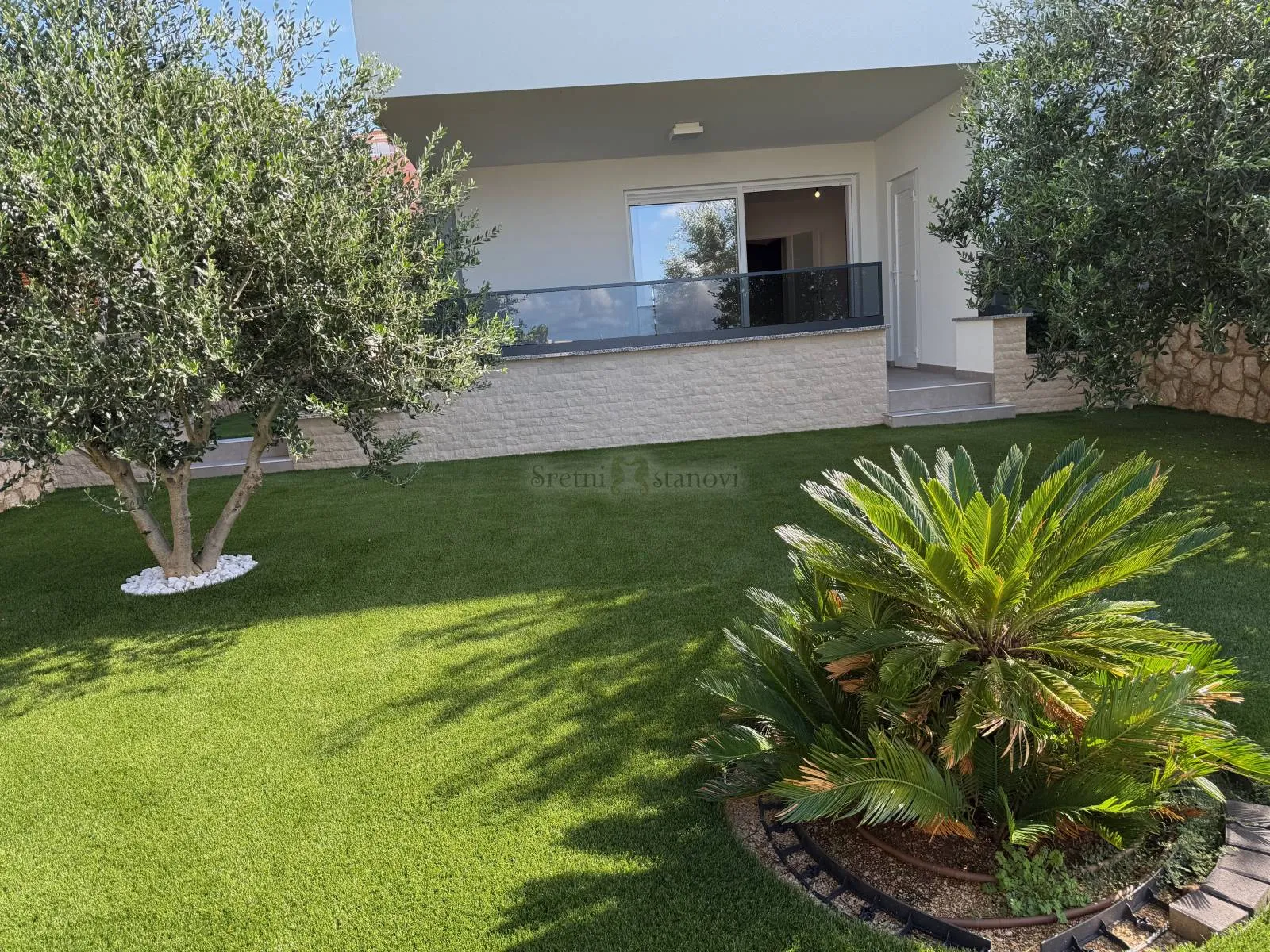 apartman novalja (2s+db) , okućnica , parking - slika 6