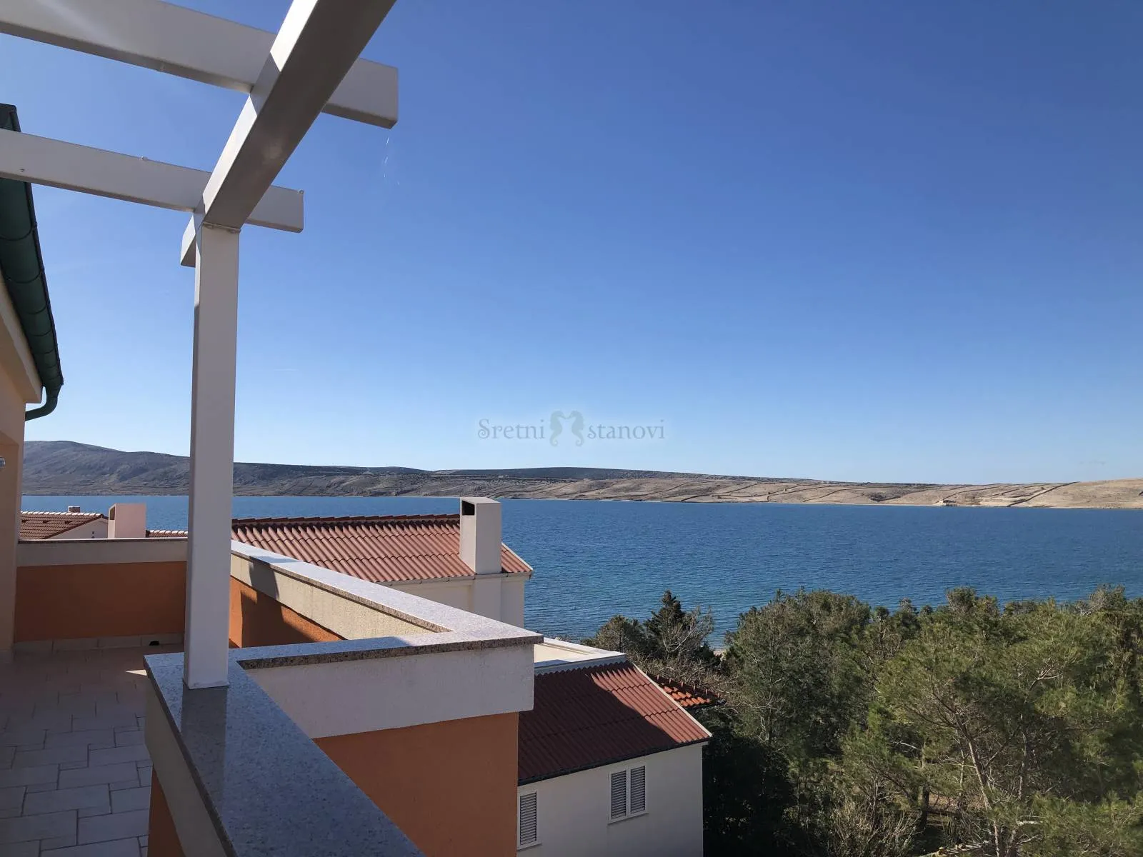 vidalići, kuća s 5 apartmana i garažom, drugi red od mora - slika 16