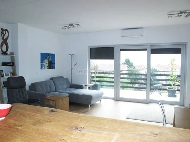 matulji, troetažni stan, 200 m2, 4s+db, s garažom - slika 2