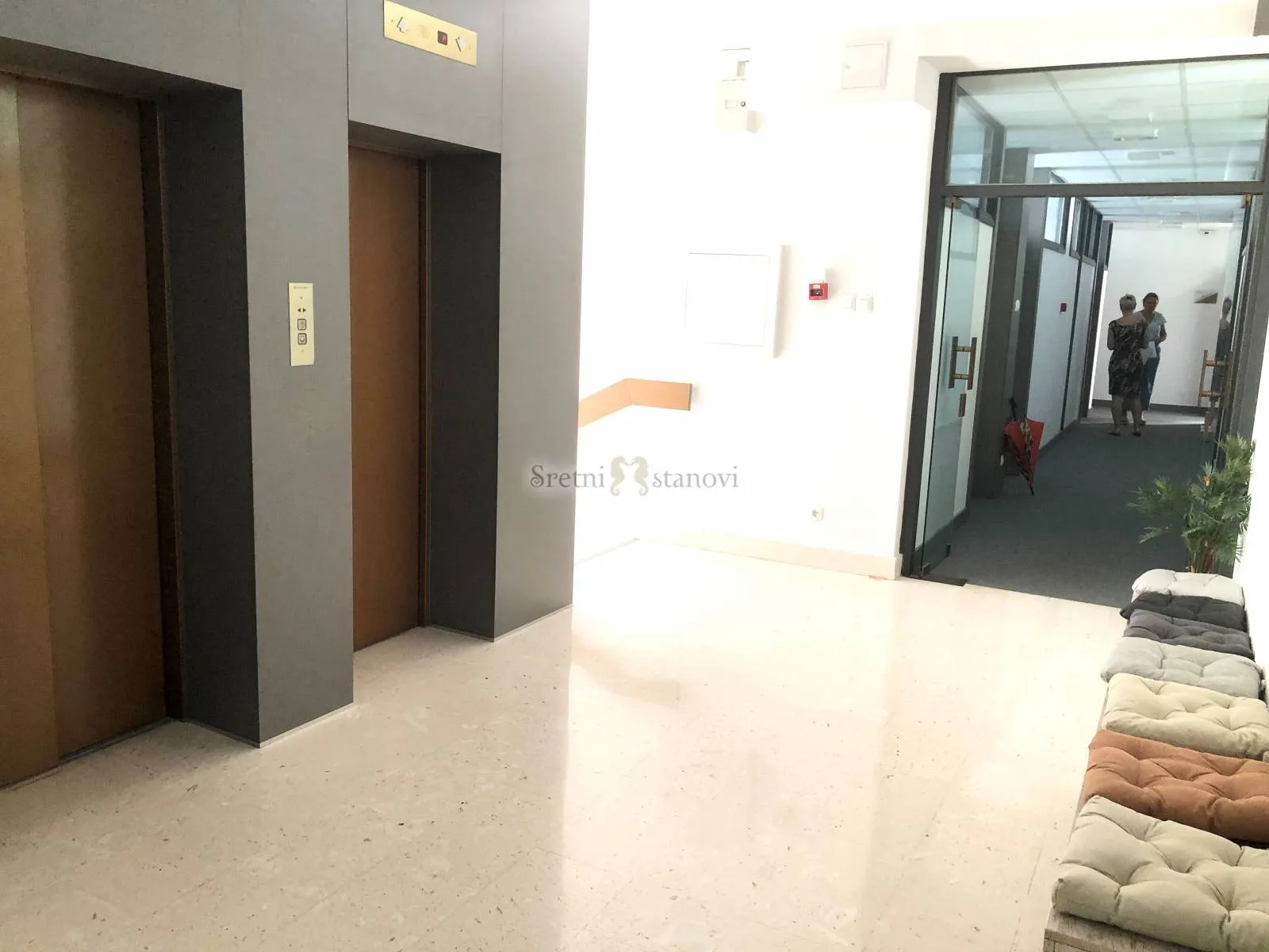 poslovni prostor centar, stari grad, 30 m2 - slika 5