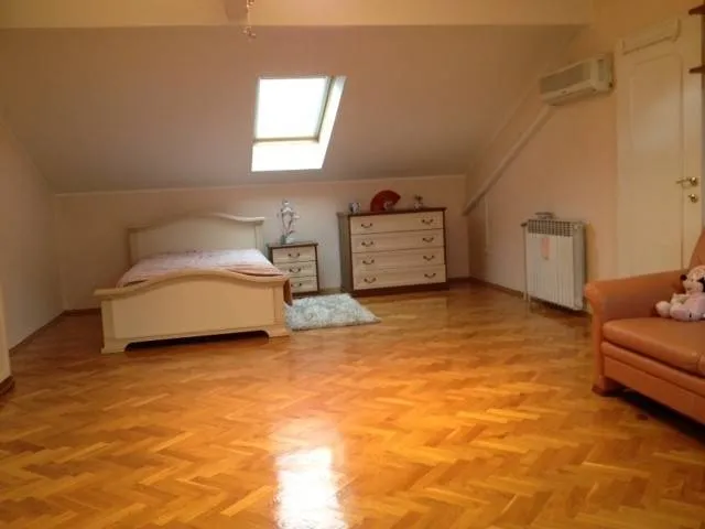 prekrasna vila na banderovu, 400m2 +okućnica - slika 4