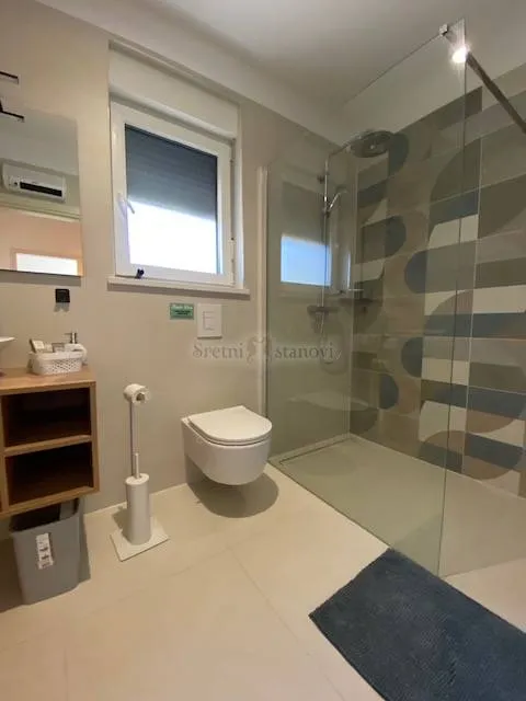 kostrena, novogradnja, 150 m2, 2s+db, s bazenom, najam - slika 11