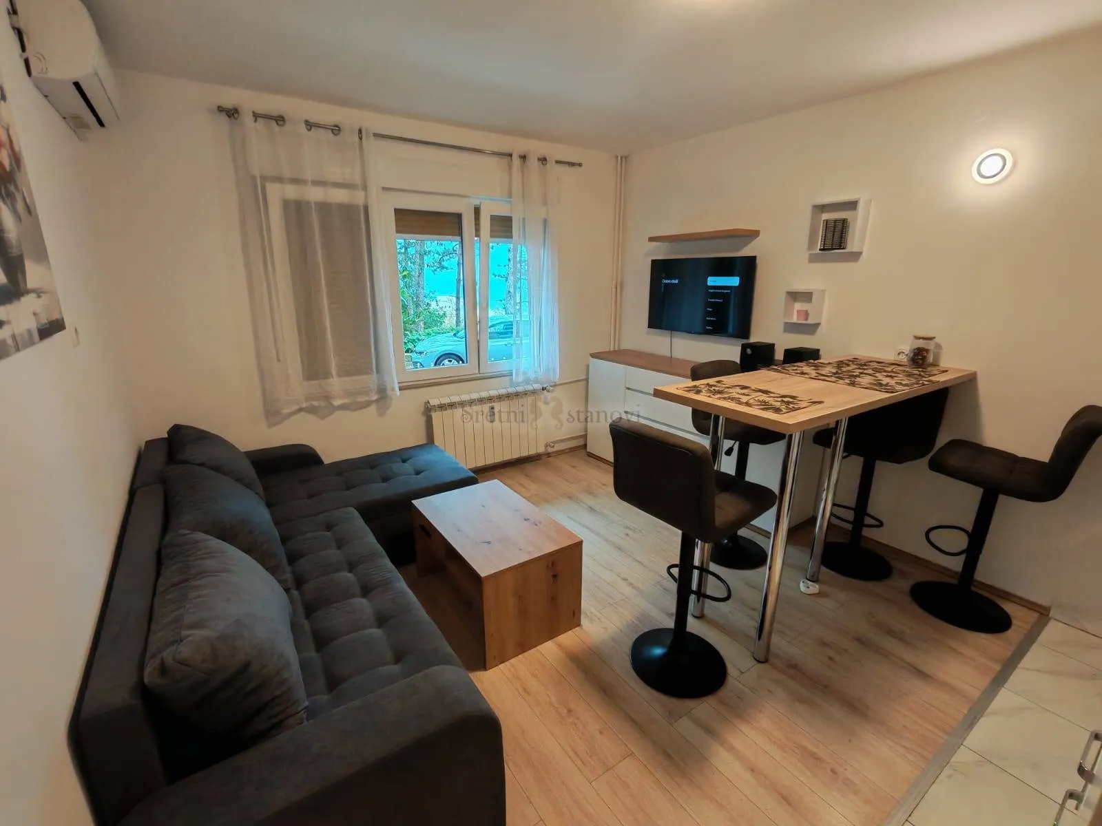 vežica, 42 m2. 2s+db , novouređeni moderan stan - slika 1