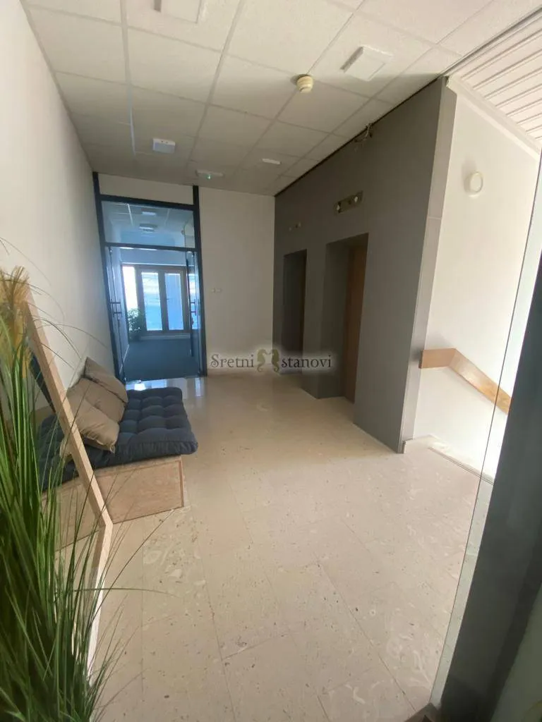 poslovni prostor centar, stari grad, 30 m2 - slika 4