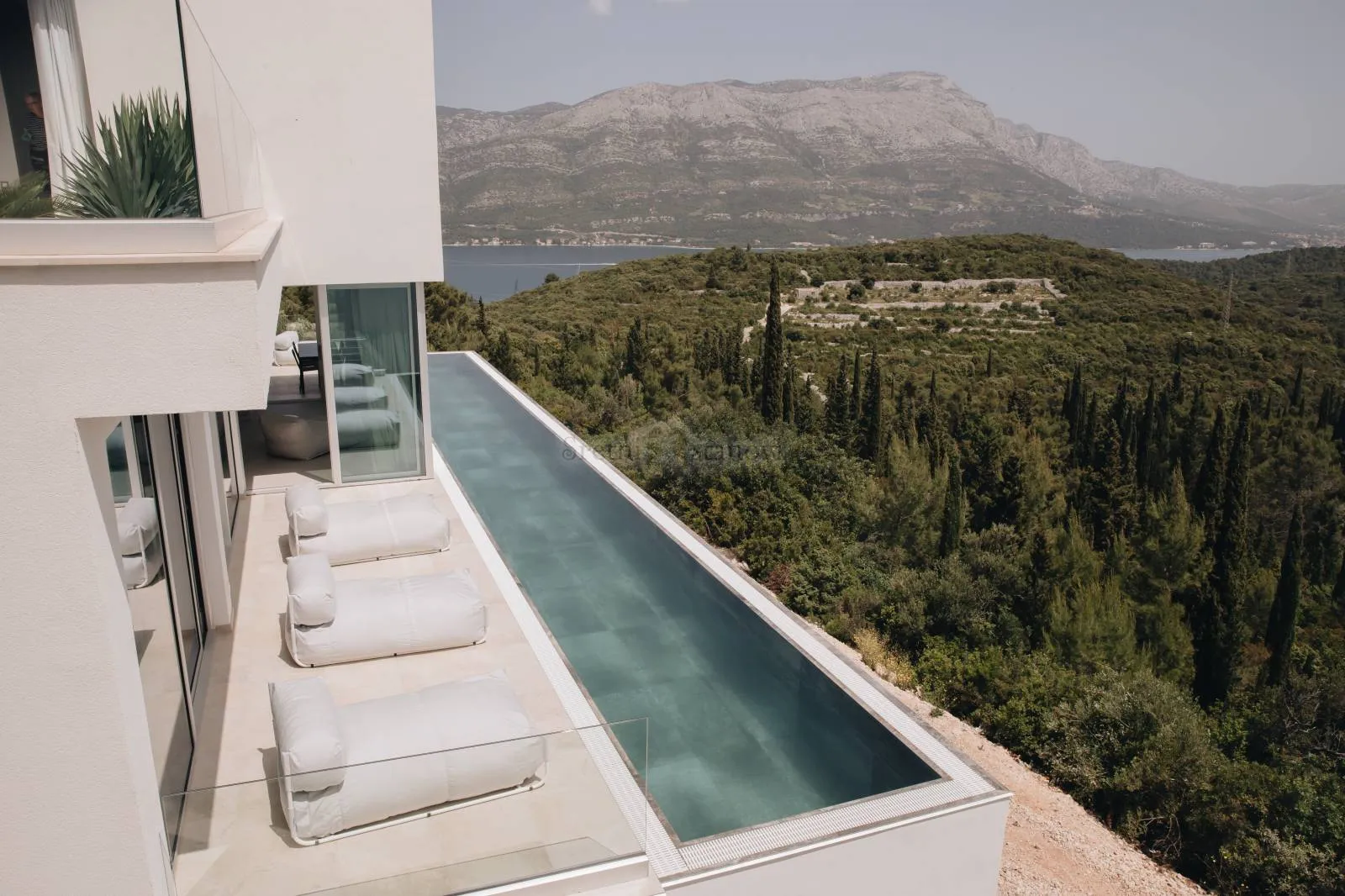 luksuzna kuća korčula, predivan pogled na more, bazen, sauna - slika 1