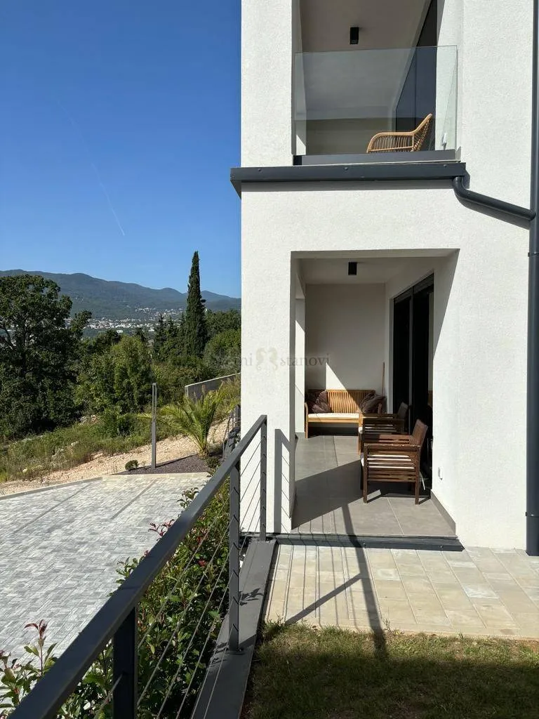 costabella, 2s+db, 85 m2+ vrt 60 m2, moderan stan s pogledom - slika 5