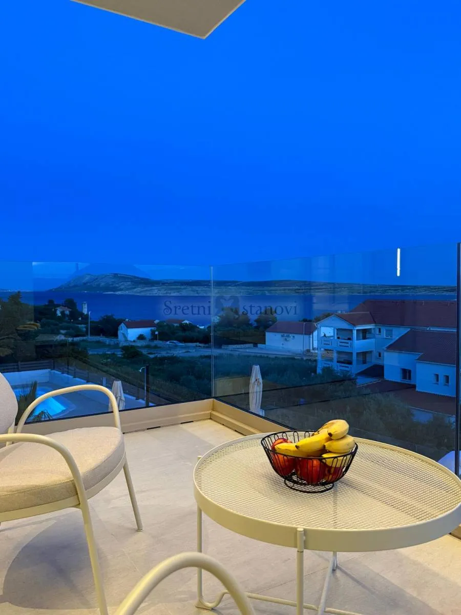 luksuzna kuća caska, pogled na more, bazen, sauna, otok pag - slika 33
