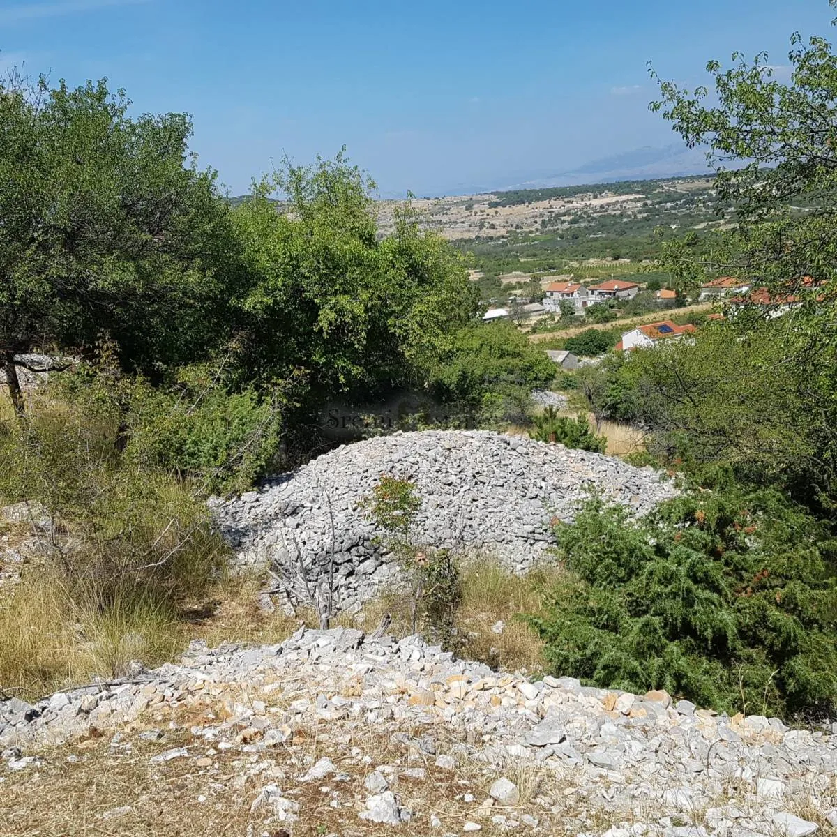 dva građevinska zemljišta veličine 1.171,5 m² na otoku braču – nerežišća - slika 6
