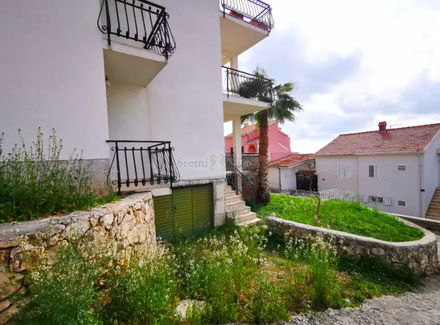 kuća čiovo, okrug gornji - slika 7