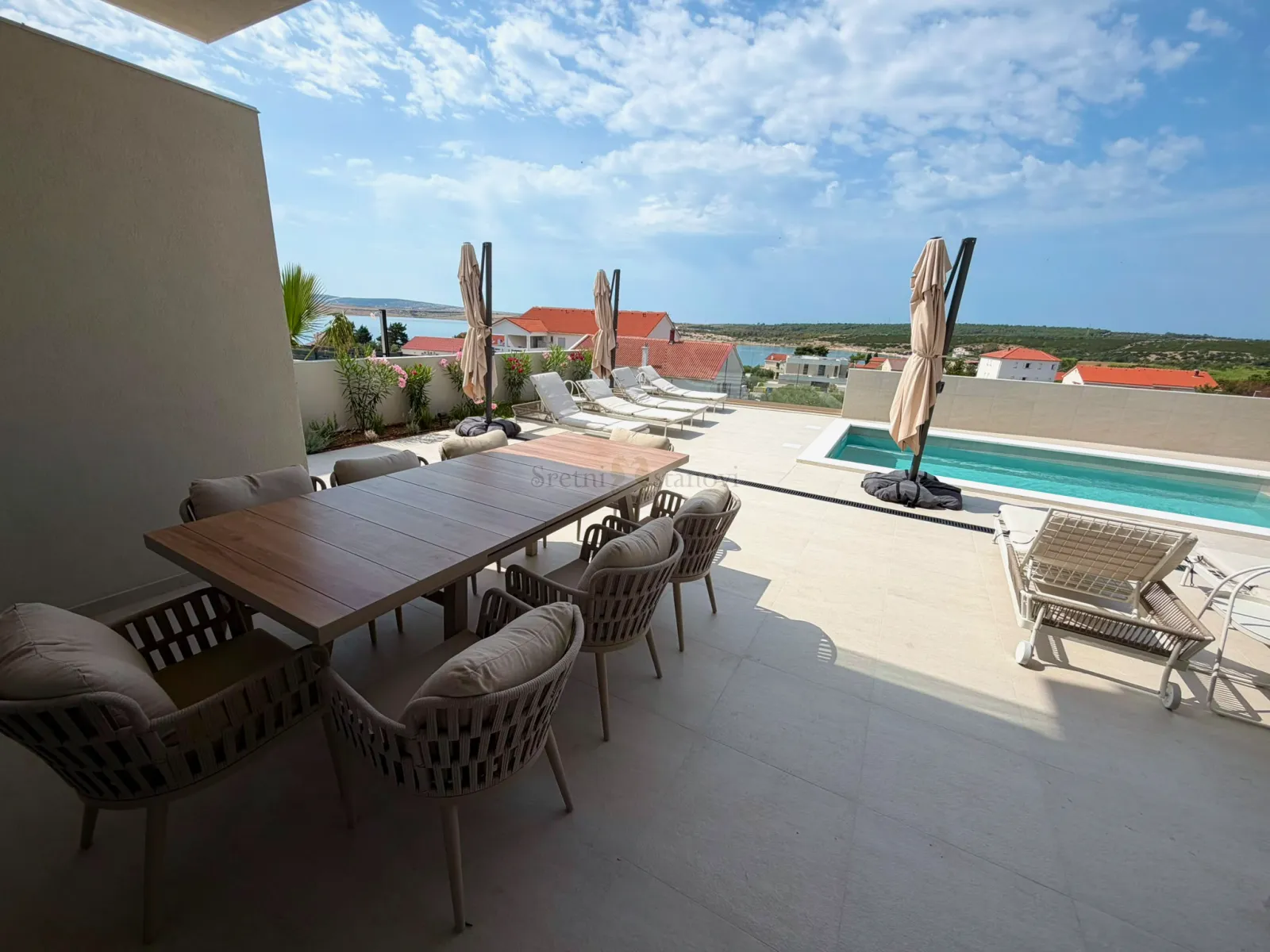luksuzna kuća caska, pogled na more, bazen, sauna, otok pag - slika 4