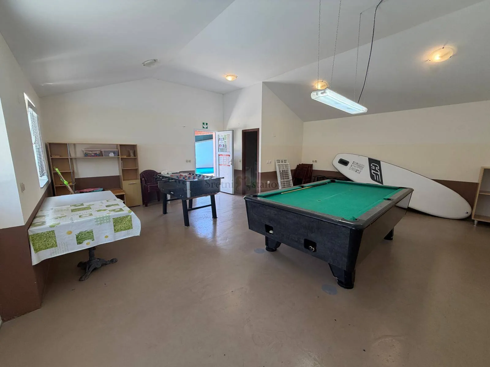 stara novalja, kuća sa 7 apartmana + dodatni objekt, prilika za investiciju - slika 23