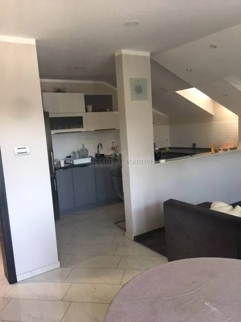 čavle, 90 m2, 3s+db, s balkonom - slika 3