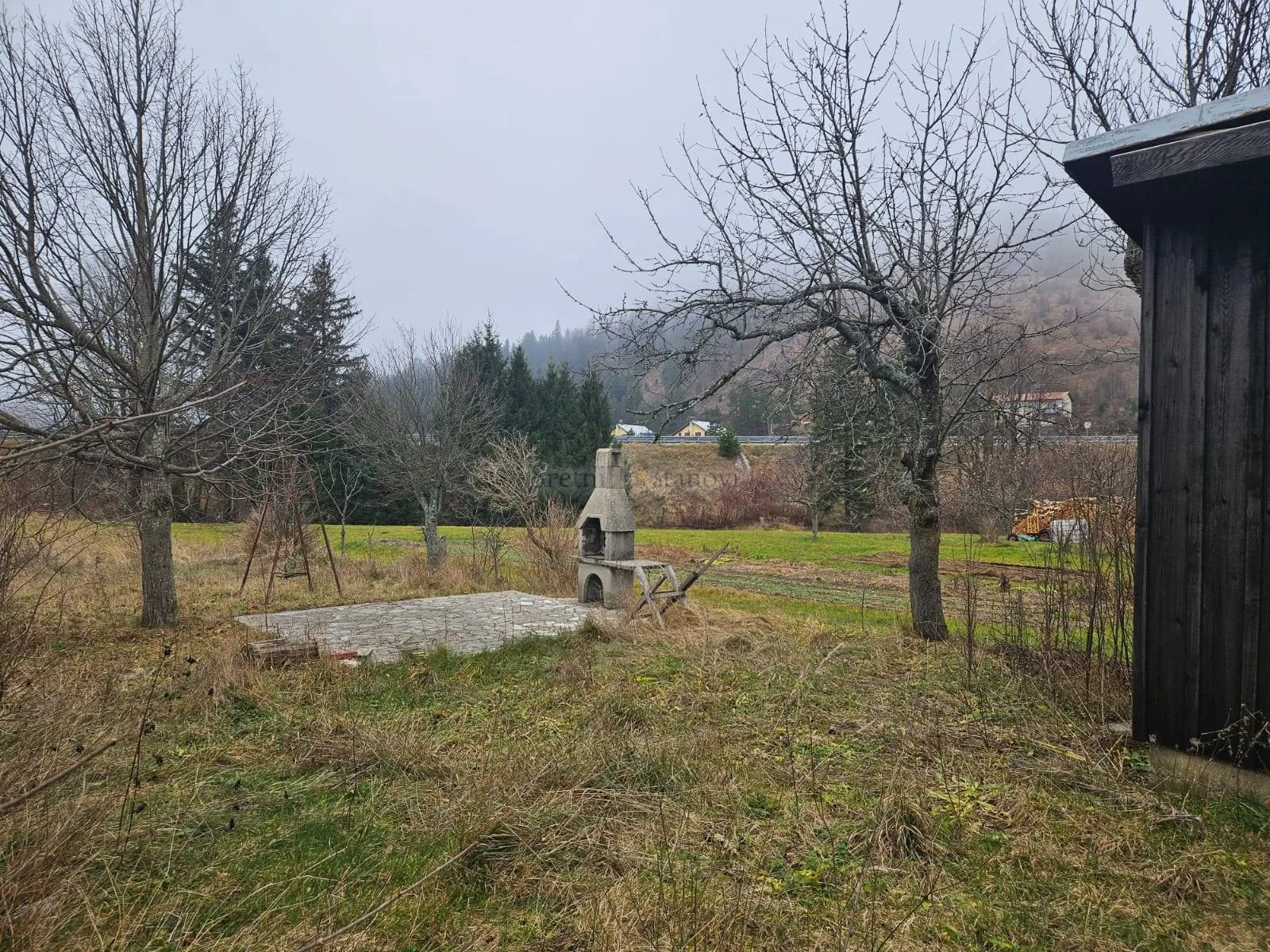 kuća s velikom okućnicom fužine, vrata, parcela 3266m2 - slika 9