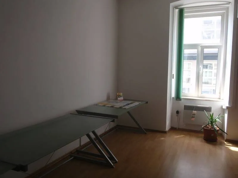 Rijeka,Mlaka,odličan poslovni prostor,16 m2, najam