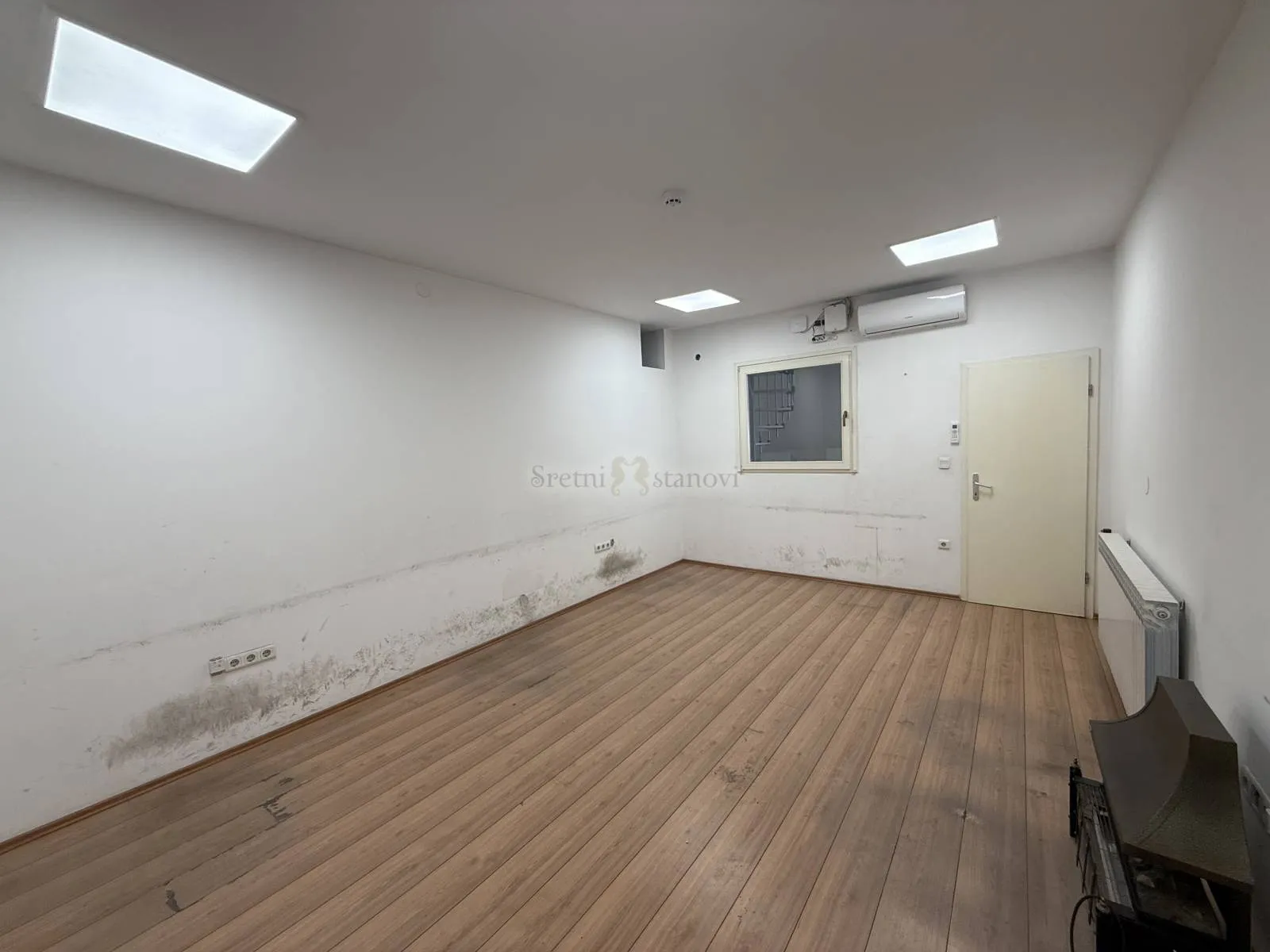 iznajmljuje se skladište – 1.700 m² – trnje - slika 15