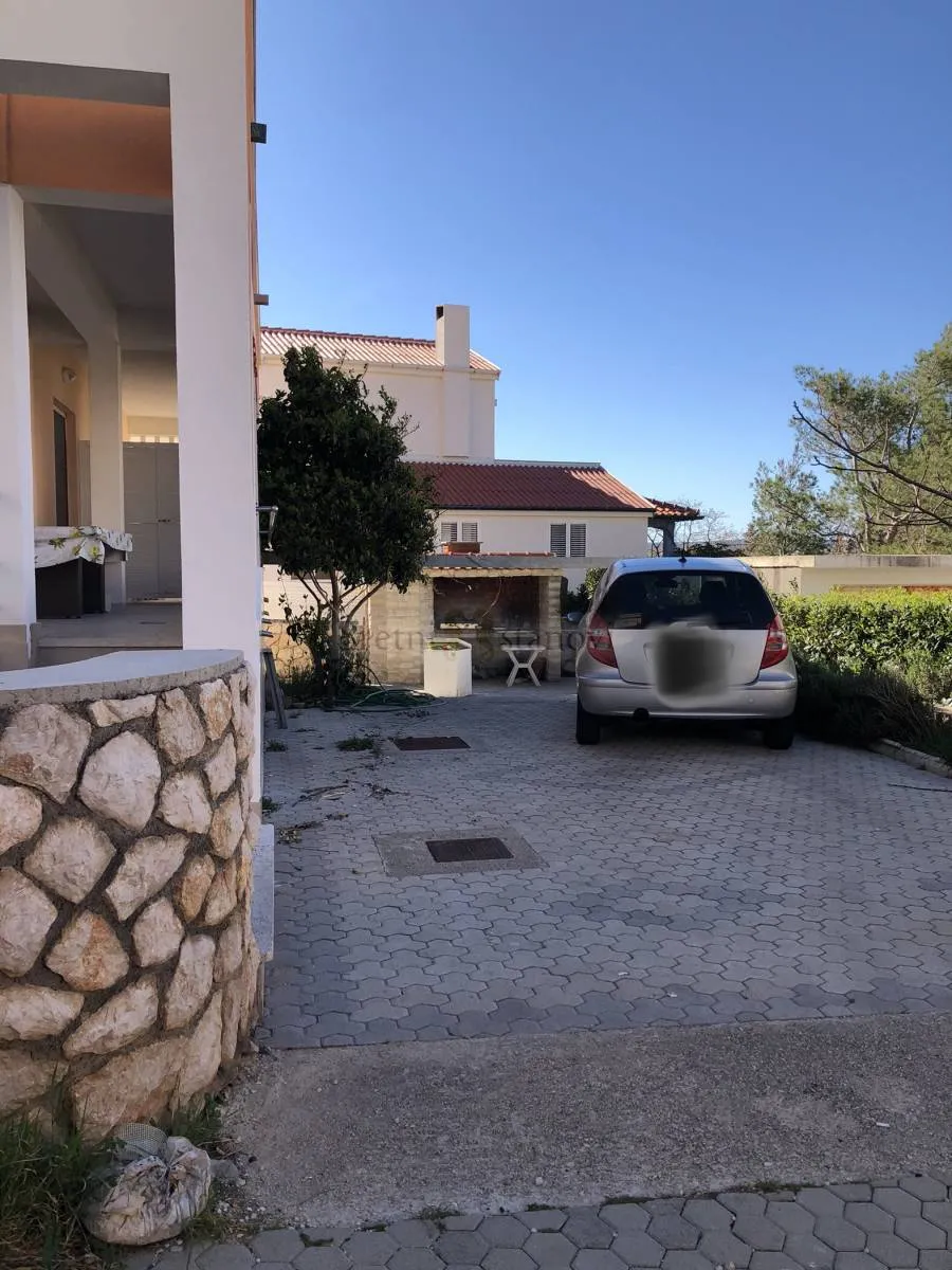 vidalići, kuća s 5 apartmana i garažom, drugi red od mora - slika 2